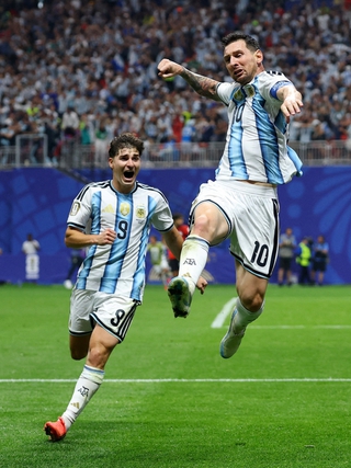 Báo Argentina: 'Phép màu Messi giúp chúng ta thắng ngoạn mục Ai Cập, thách thức cả logic'