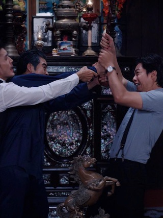 'Nợ đời vay trả': Đưa khán giả trở lại với thói quen xem phim xưa