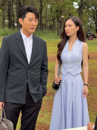 'Sếp Giang' trong 'Chúng ta của 8 năm sau' tái xuất phim giờ vàng