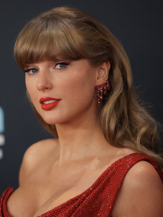 Taylor Swift thắng kiện vụ 'đạo văn'