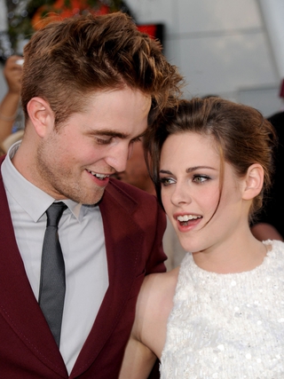 Kristen Stewart hồi tưởng thời quay 'Chạng vạng' với Robert Pattinson