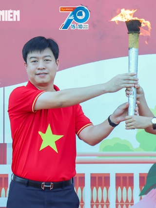 Hành trình 'Tôi yêu Tổ quốc tôi' tri ân chiến sĩ Gạc Ma