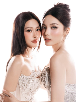 Kỳ Duyên và Thiên Ân thân thiết trong show diễn áo cưới