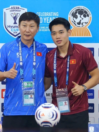 HLV Kim Sang-sik vững tâm trước ngưỡng cửa lịch sử