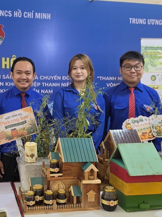 Thanh niên khởi nghiệp 'biến' tiềm năng quê hương thành mô hình kinh tế bền vững