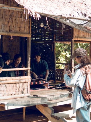 Người trẻ phố thị giữ hồn đại ngàn: Tinh thần Cơ Tu-Gether trong 'ngôi nhà số'