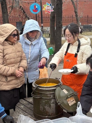Vòng tay Việt - Nga: Nối nhịp yêu thương nơi xứ người
