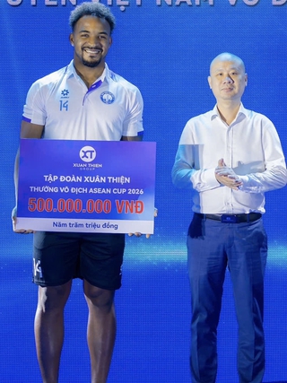 Xuân Son và Văn Vĩ được thưởng tổng cộng 1 tỉ đồng sau chức vô địch ASEAN Cup 2026
