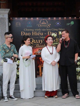 Ca sĩ Hiền Anh lan tỏa tinh thần hiếu đạo mùa Vu lan