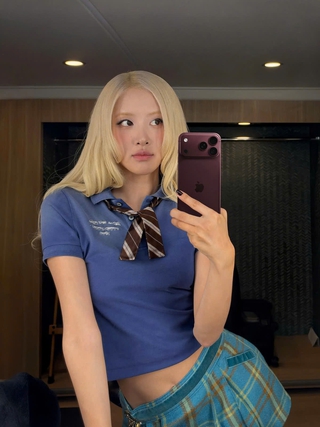 Rosé (BlackPink) quay MV mới bằng iPhone 18 Pro