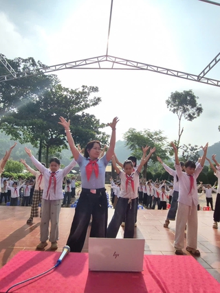 Người níu chân học trò bằng 'chìa khóa' âm nhạc