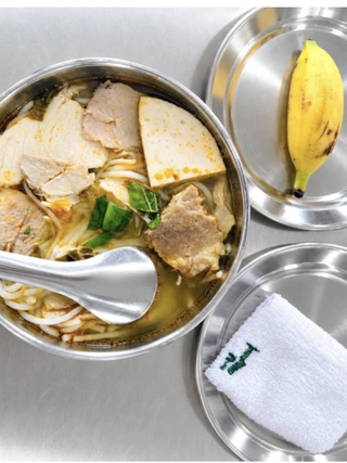 Bữa ăn bán trú 40.000 đồng của trường 106 năm tuổi ở TP.HCM