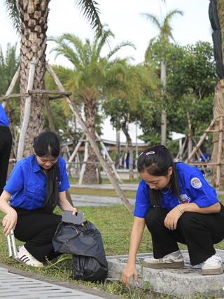 Phong trào chung tay bảo vệ môi trường Quảng Ngãi ‘không dừng ở một ngày ra quân’