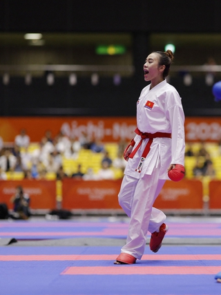 Nguyễn Thị Diệu Ly: Từ cô bé hay ốm đến 'chiến binh thép' giành HCĐ karate ASIAD