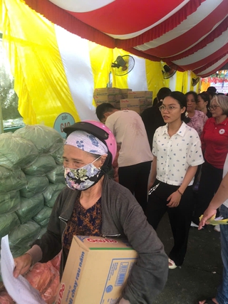 Phiên chợ 0 đồng chia sẻ yêu thương