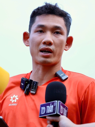 Hai Long tiết lộ đội tuyển Việt Nam đã 'mổ băng' Thái Lan, sẽ chiến đấu thay phần Xuân Son