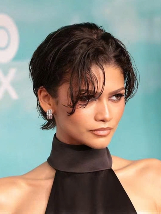 Zendaya chạm đỉnh sự nghiệp khi trở thành nữ diễn viên có doanh thu cao nhất 2026
