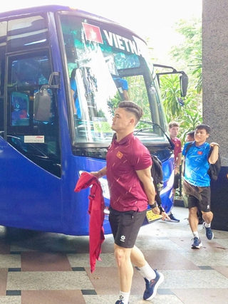 Đội tuyển Việt Nam đã đến Jakarta an toàn, lên kế hoạch đấu Pakistan: Tự ‘mổ xẻ’ trận thua Thái Lan