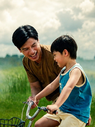 Phim ngắn 'Người nhà' gây sốt mạng xã hội