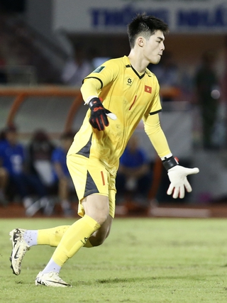 Nhà vô địch ASEAN Cup đơn độc gánh HAGL đua trụ hạng: Phép thử bản lĩnh