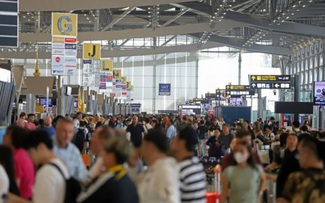 Thái Lan muốn thu thuế du khách quốc tế 200.000 đồng