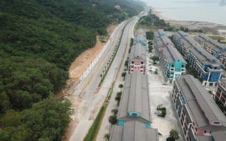 Cận cảnh 'con đường đau khổ' có giá gần 158 tỉ đồng/km ở Vân Đồn