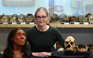 Tái tạo khuôn mặt của một phụ nữ Neanderthal sống cách đây 75.000 năm