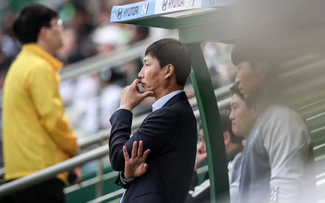 Tân HLV Kim Sang-sik nói gì sau khi ngồi ghế nóng đội tuyển Việt Nam và U.23?
