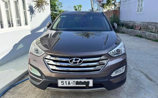 Hyundai Santa Fe 2014 giá hơn 400 triệu đồng sau 10 năm sử dụng