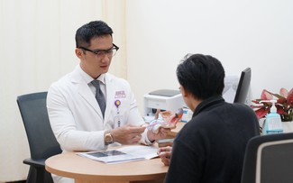 Tinh dịch loãng, ít, hơi vàng có ảnh hưởng sức khỏe sinh sản?