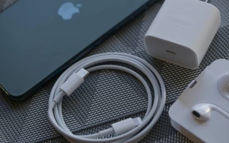 Nguyên nhân bộ sạc ghi 30W nhưng iPhone vẫn sạc chậm