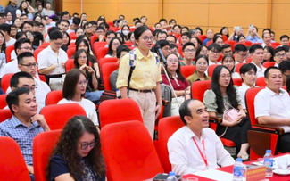 Chương trình đào tạo, lương của bác sĩ nội trú và bác sĩ chuyên khoa ra sao?