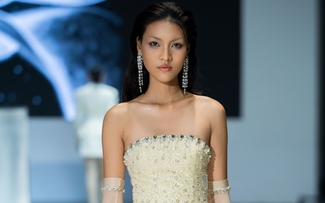 Người mẫu trẻ là trung tâm của sàn diễn tôn vinh giá trị Việt