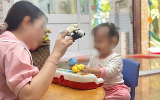 Nỗi niềm nuôi dạy 'trẻ VIP'