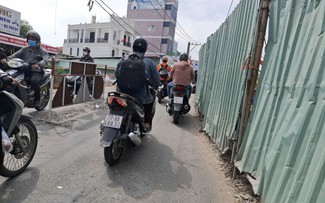 Những công trình để lô cốt quá lâu