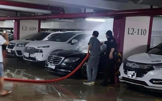Duy Mạnh 'đăng đàn' tố Mercedes-Benz Việt Nam vô trách nhiệm trong vụ cháy xe sang