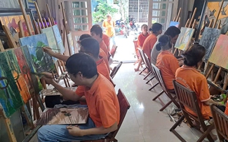 TP.HCM nghĩa tình: Họa sĩ của người câm điếc