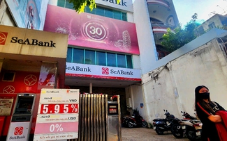 Không vay tiền, vẫn bị ghi 'nợ quá hạn cao' tại SeAbank?