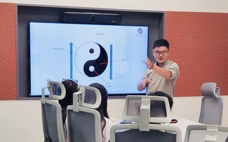 Giới trẻ và niềm đam mê cổ học phương Đông trong đời sống hiện đại