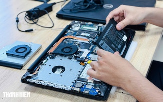 Vén màn bí mật về viên pin của laptop tân trang