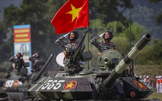 Quân đội, công an phô diễn sức mạnh với dàn khí tài hiện đại