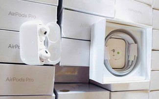 1.000 tai nghe không dây giả nhãn hiệu 'nhà táo' quá cảnh chờ xuất đi Campuchia