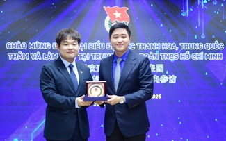 T.Ư Đoàn tiếp đoàn cán bộ, sinh viên Đại học Thanh Hoa Trung Quốc