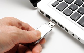 Chiếc USB dung lượng thấp đã 'hết thời'?