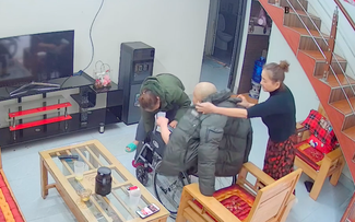 Tình thông gia gắn bó trong lúc gia đình gặp biến cố