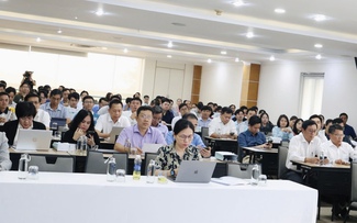 Tiến sĩ phải ra doanh nghiệp làm việc hoặc tu nghiệp nước ngoài sau mỗi 5 năm