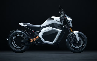 Mô tô điện đầu tiên dùng pin thể rắn, phạm vi di chuyển gần 600 km