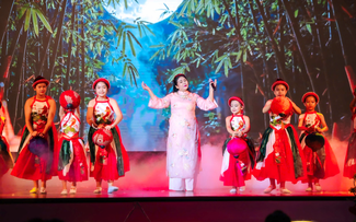 Tổng đạo diễn Nguyễn Như Khôi: Tôi muốn đưa chèo, xẩm vào ký ức Trung thu của trẻ em hôm nay