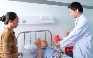Vỡ túi phình động mạch đốt sống, người đàn ông hôn mê sâu