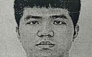 Công an TP.HCM truy tìm thanh niên liên quan vụ buôn bán bóng cười